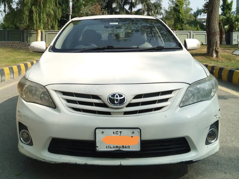 Toyota Corolla 2013 for Sale in Peshawar Image-1
