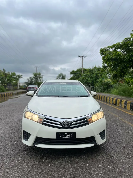 Toyota Corolla 2015 for Sale in Rawalpindi Image-1