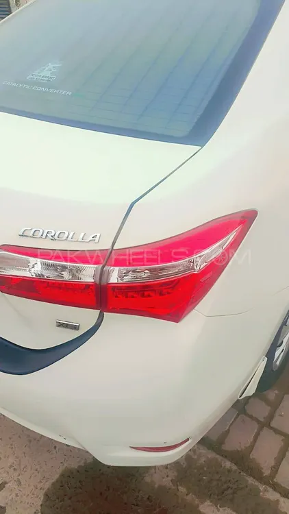 Toyota Corolla 2015 for Sale in Toba Tek Singh Image-1