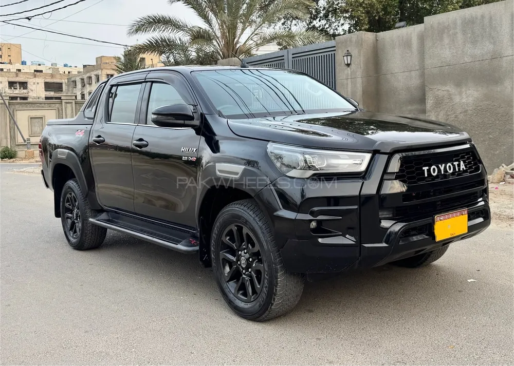 Toyota Hilux 2022 for Sale in Karachi Image-1