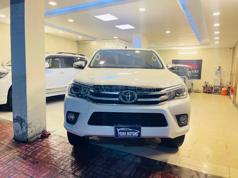Toyota Hilux 2018 for Sale in Lahore Image-1
