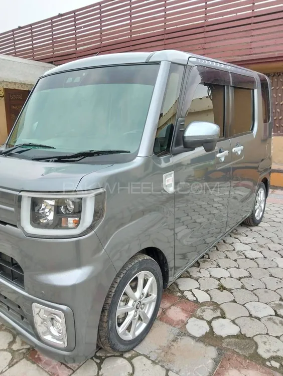 Toyota Pixis Mega 2022 for Sale in Gujranwala Image-1