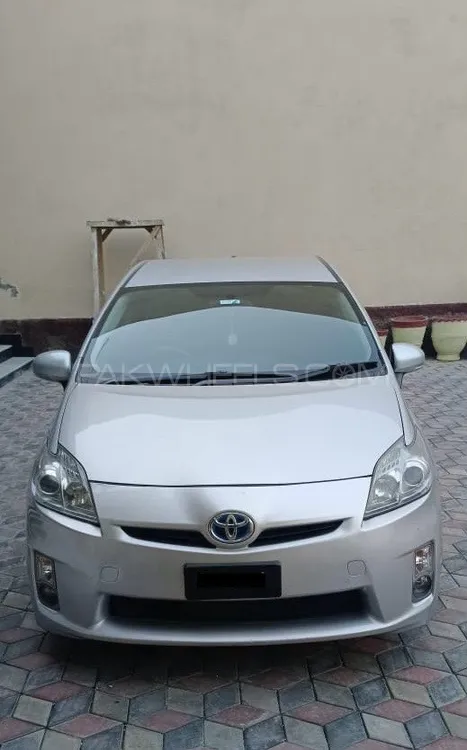 Toyota Prius 2011 for Sale in Peshawar Image-1