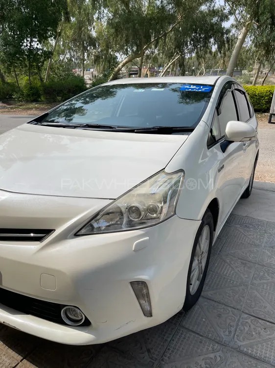 Toyota Prius 2014 for Sale in Peshawar Image-1