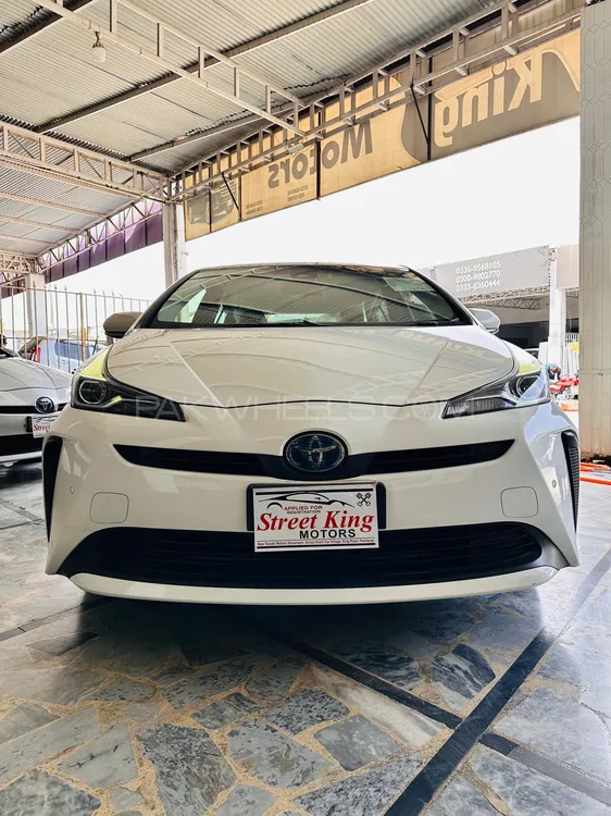 Toyota Prius 2021 for Sale in Peshawar Image-1