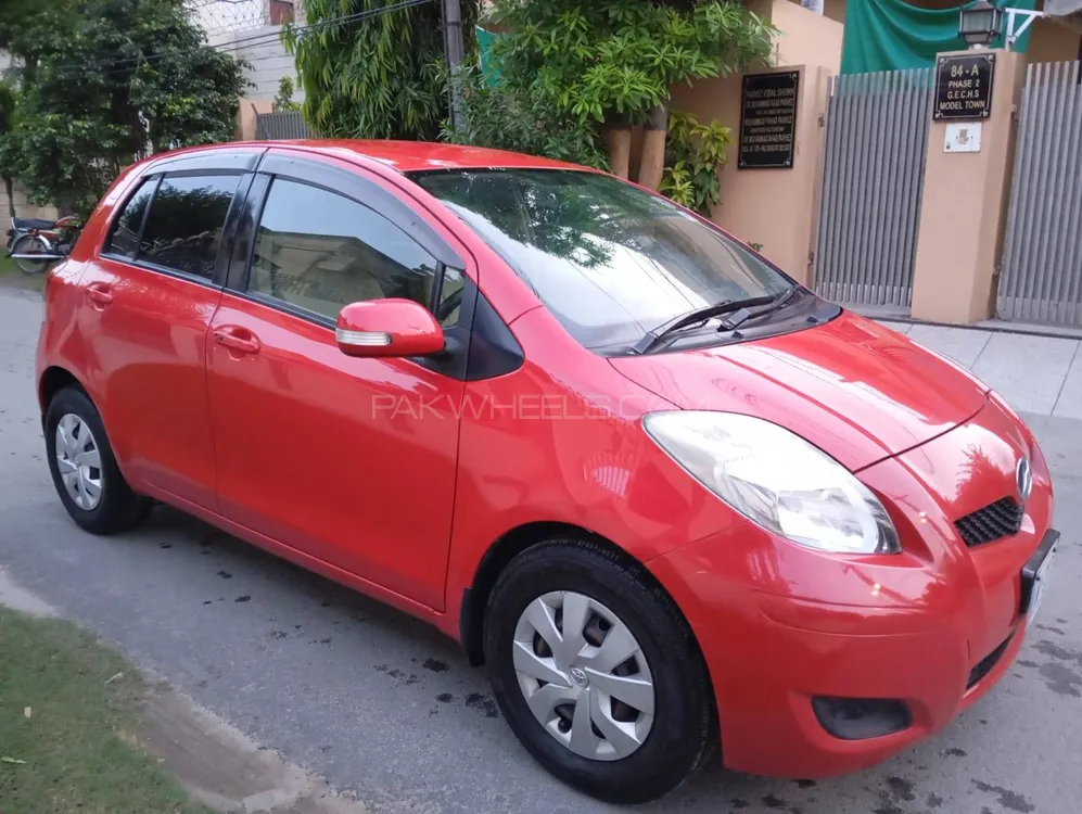 Toyota Vitz 2008 for Sale in Mian Channu Image-1