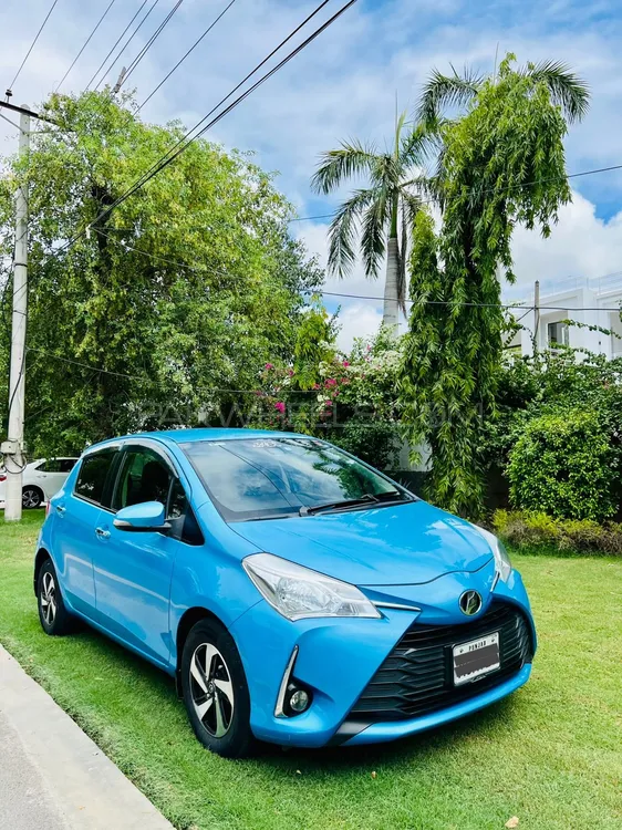 Toyota Vitz 2017 for Sale in Islamabad Image-1