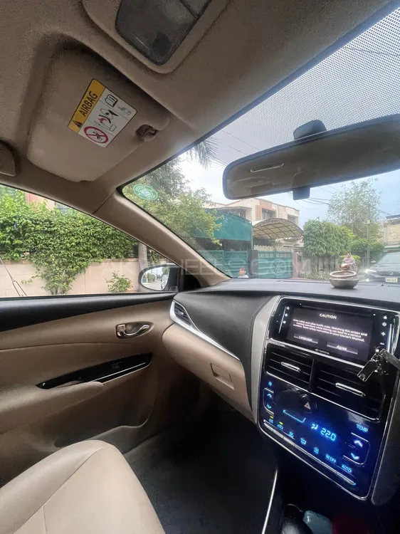 Toyota Yaris Sedan 2021 for Sale in Lahore Image-1