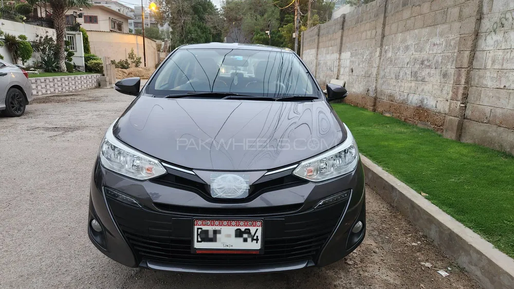 Toyota Yaris Sedan 2021 for Sale in Karachi Image-1
