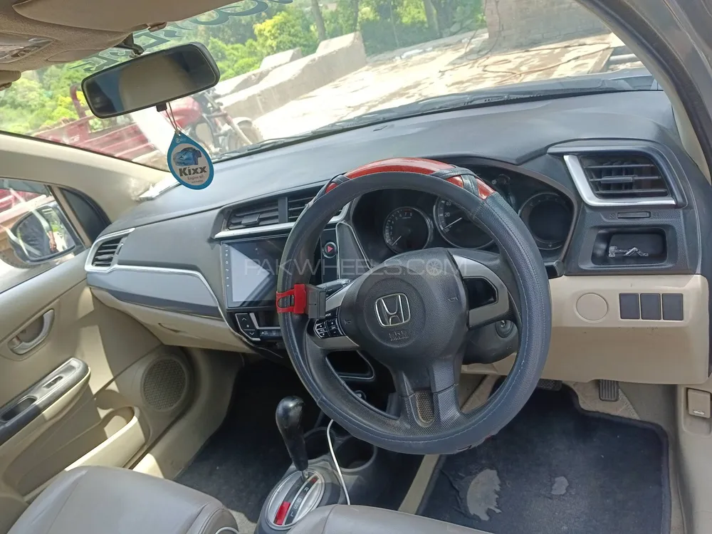 Honda BR-V 2017 for Sale in Pattoki Image-1
