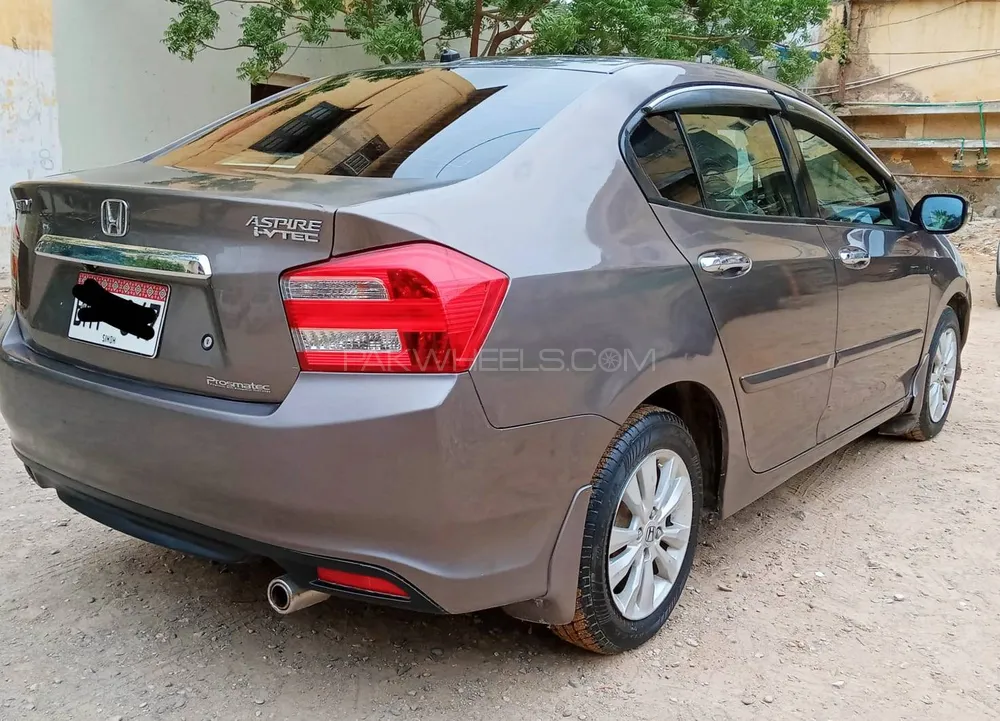Honda City 2018 for Sale in Karachi Image-1