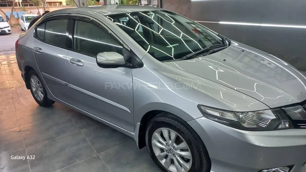 Honda City 2018 for Sale in Islamabad Image-1