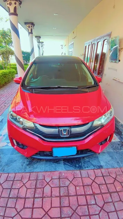 Honda Fit 2015 for Sale in Islamabad Image-1