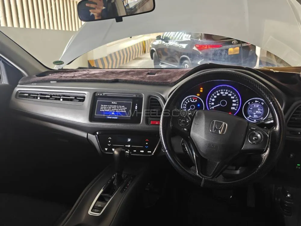 Honda HR-V 2016 for Sale in Karachi Image-1