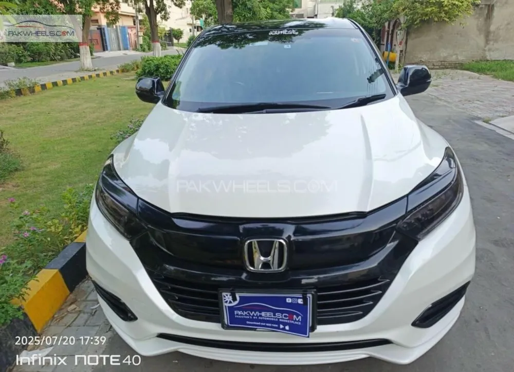 Honda Vezel 2019 for Sale in Islamabad Image-1