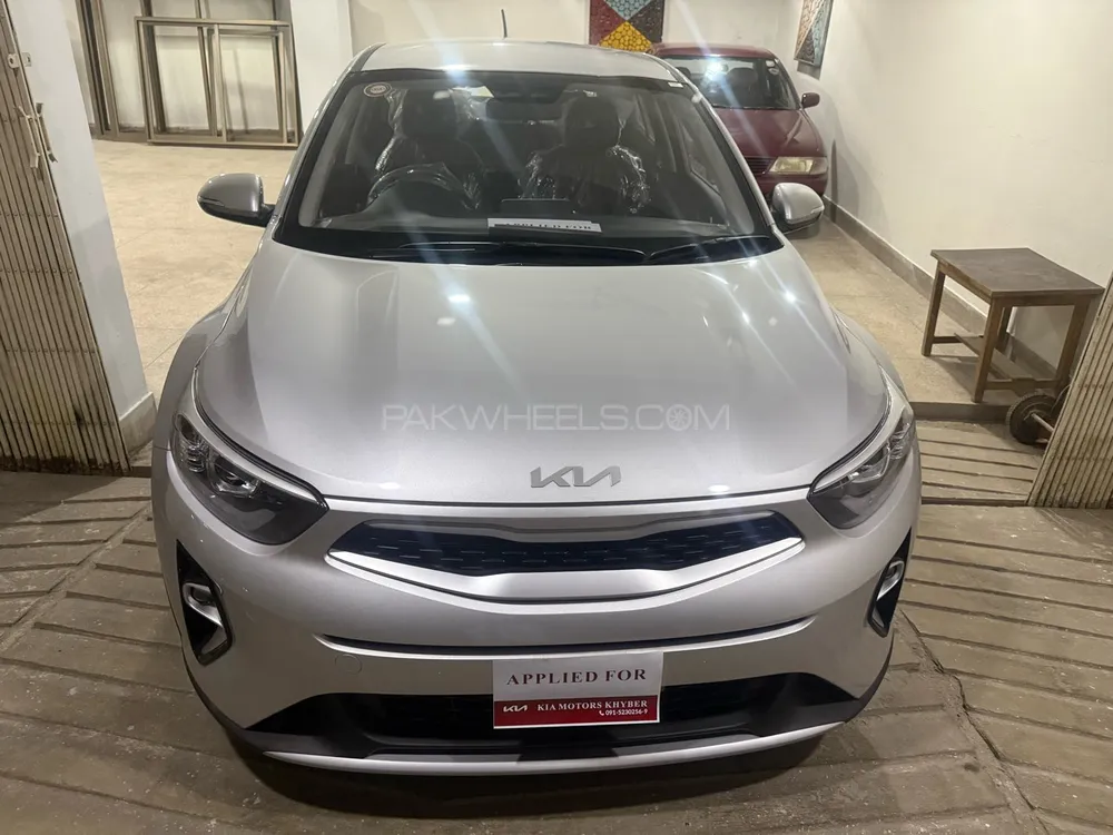 KIA Stonic 2025 for Sale in Peshawar Image-1