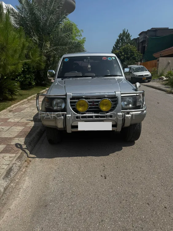 Mitsubishi Pajero 1996 for Sale in Islamabad Image-1