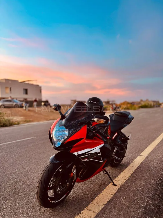 سوزوکی GSX-R600 2013 for Sale Image-1