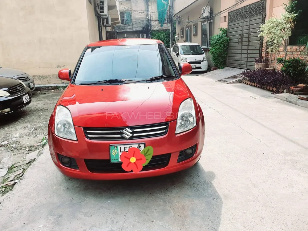 Suzuki Swift 2015 for Sale in Lahore Image-1