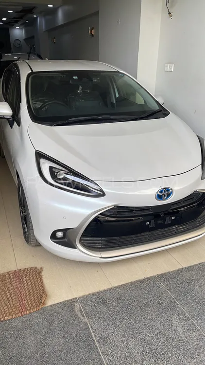Toyota Aqua 2021 for Sale in Karachi Image-1