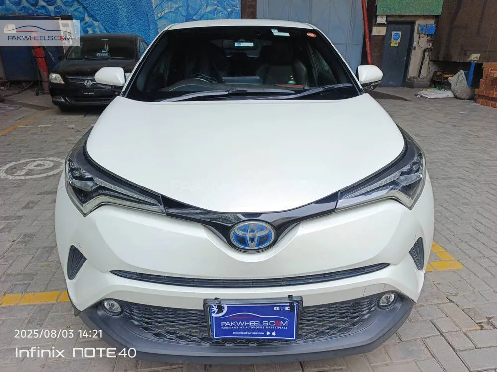 Toyota C-HR 2018 for Sale in Gujranwala Image-1