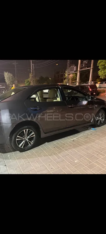 Toyota Corolla 2018 for Sale in Lahore Image-1