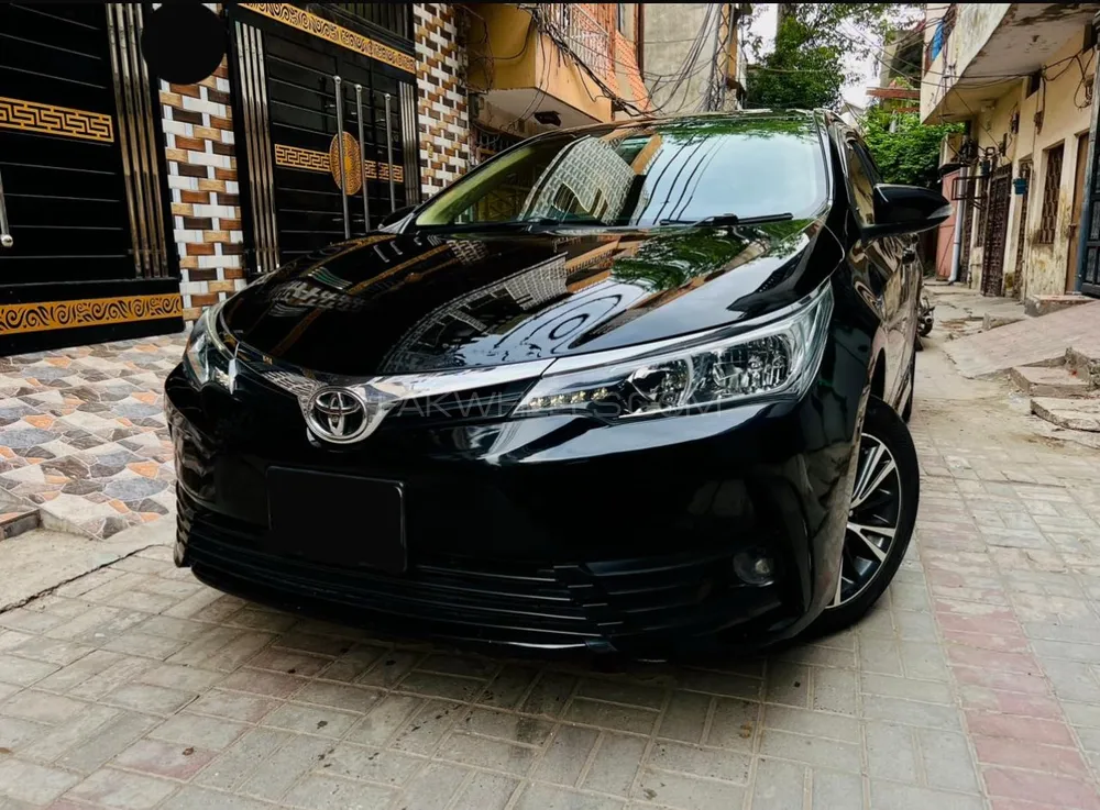 Toyota Corolla 2019 for Sale in Lahore Image-1
