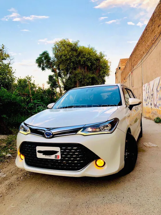 Toyota Corolla Fielder 2015 for Sale in Kohat Image-1