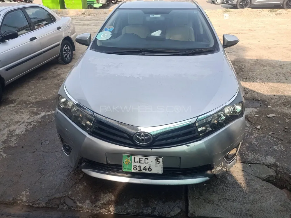 Toyota Corolla 2015 for Sale in Lahore Image-1