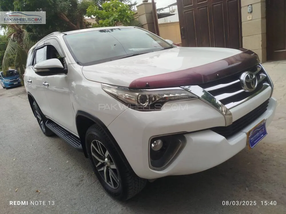 Toyota Fortuner 2018 for Sale in Karachi Image-1