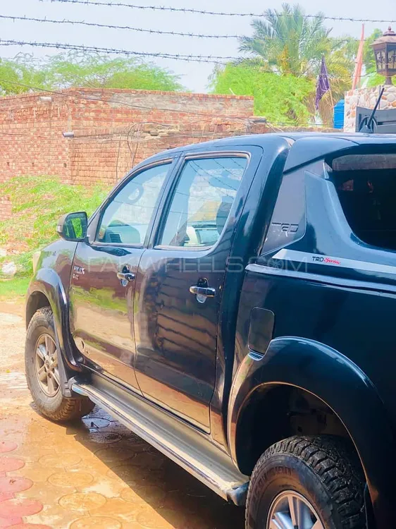 Toyota Hilux 2012 for Sale in Lahore Image-1