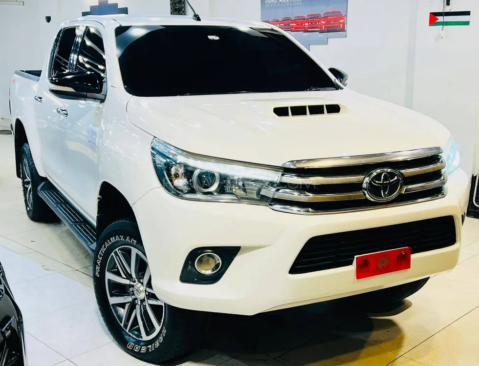 Toyota Hilux 2017 for Sale in Karachi Image-1
