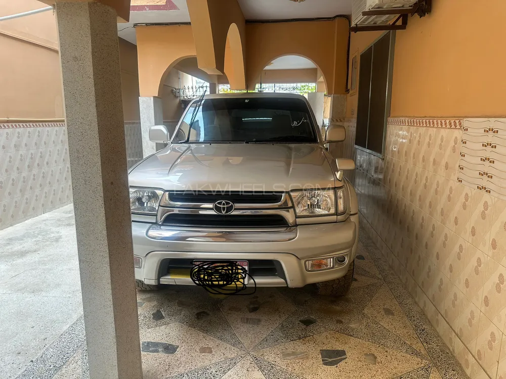 Toyota Surf 2001 for Sale in Hub-Balochistan Image-1