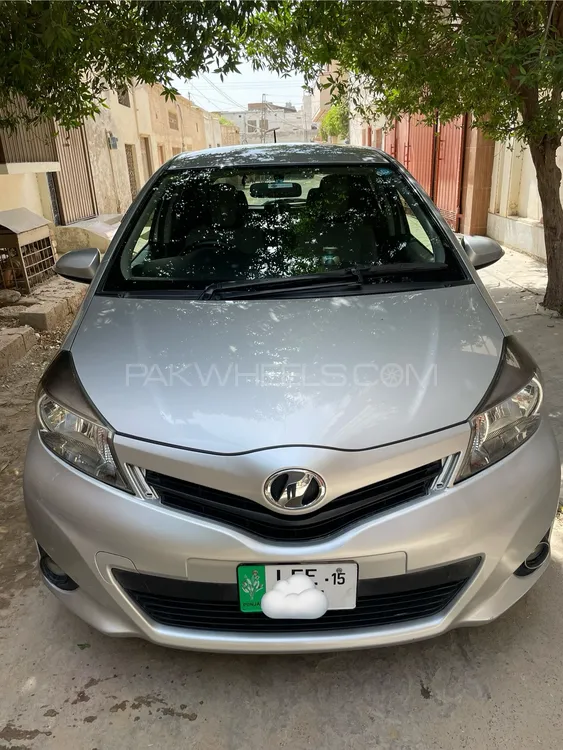 Toyota Vitz 2015 for Sale in Bahawalpur Image-1