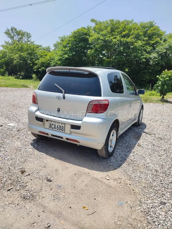 Toyota Vitz 2003 for Sale in Islamabad Image-1