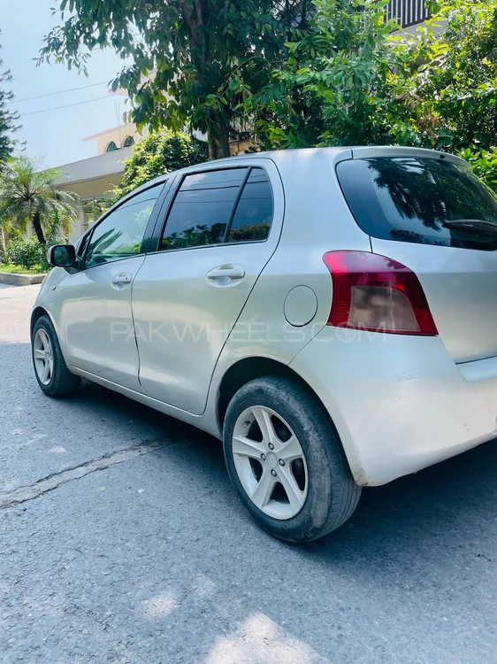 Toyota Vitz 2006 for Sale in Islamabad Image-1