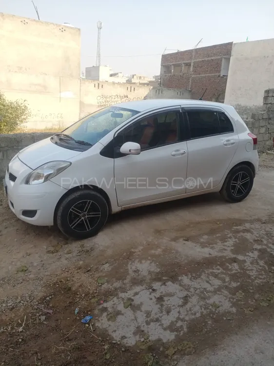 Toyota Vitz 2010 for Sale in Rawalpindi Image-1