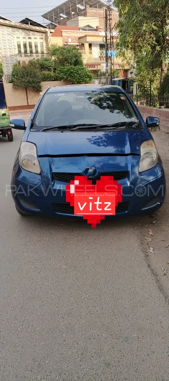 Toyota Vitz 2010 for Sale in Faisalabad Image-1