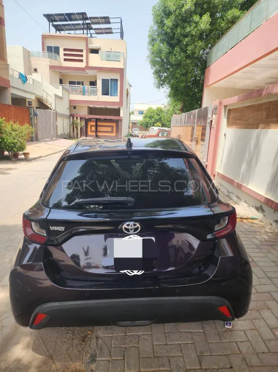 Toyota Yaris Sedan 2020 for Sale in Multan Image-1
