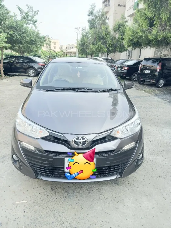 Toyota Yaris Sedan 2021 for Sale in Lahore Image-1