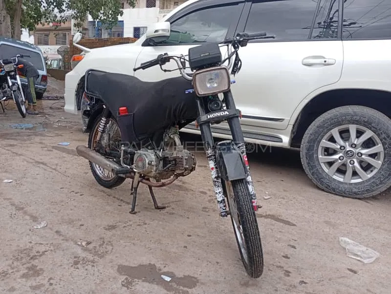 Unique Xtreme UD 70 2007 for Sale Image-1