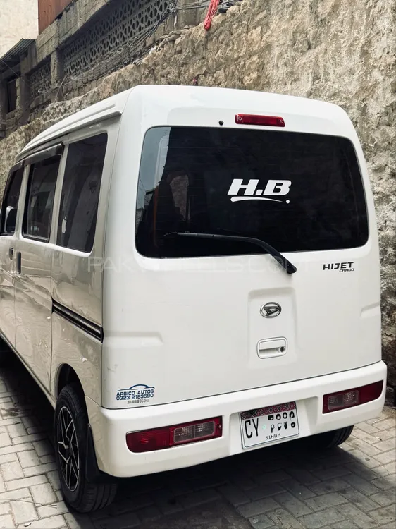 Daihatsu Hijet 2013 for Sale in Karachi Image-1