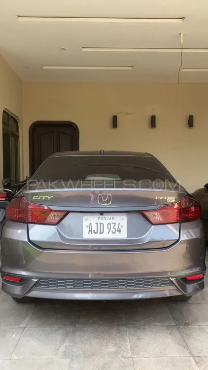Honda City 2021 for Sale in Lahore Image-1
