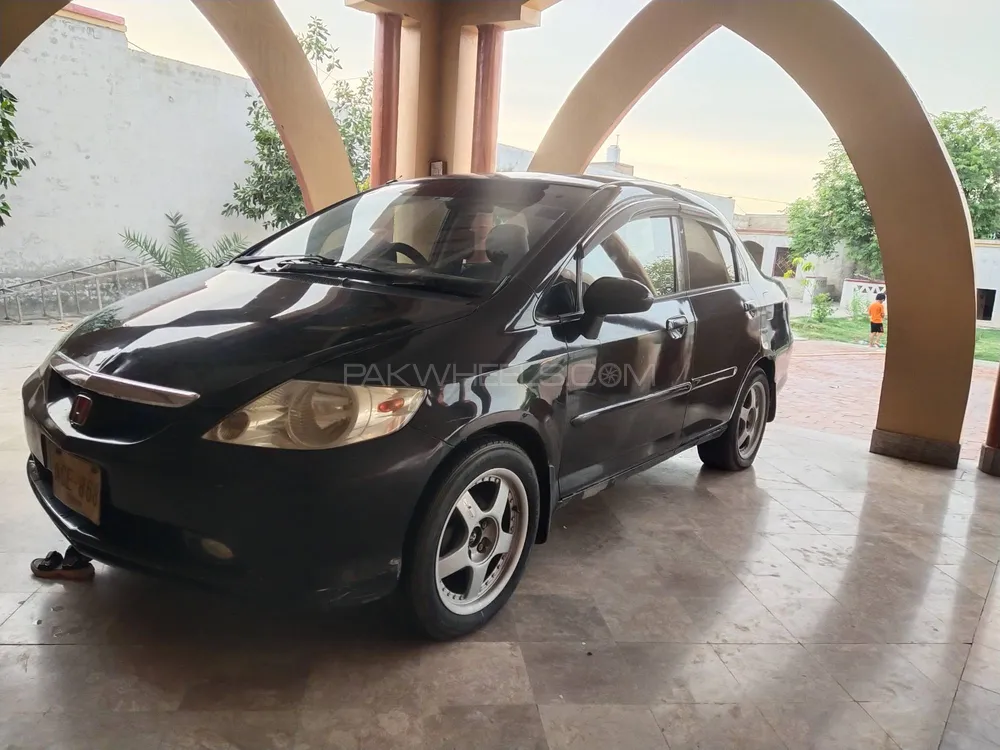 Honda City 2004 for Sale in Lahore Image-1
