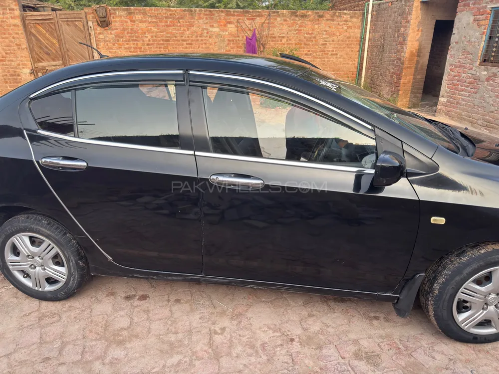 Honda City 2011 for Sale in Sheikhupura Honda City 2011 for Sale in Sheikhupura Image-9