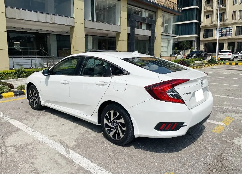 Honda Civic 2017 for Sale in Islamabad Image-1