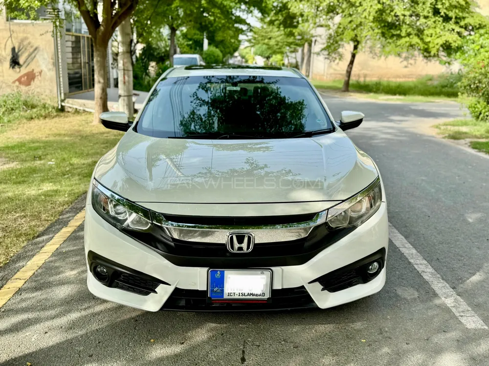 Honda Civic 2018 for Sale in Faisalabad Image-1