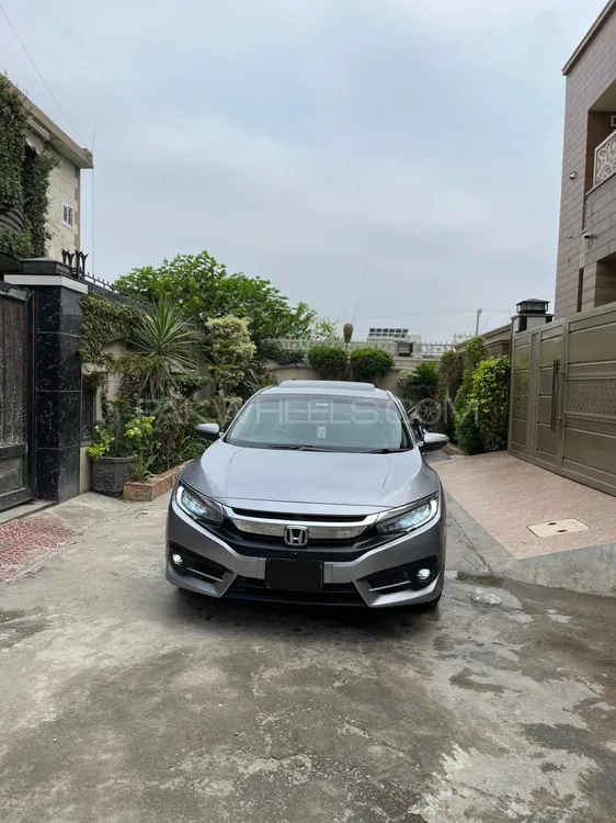 Honda Civic 2019 for Sale in Peshawar Image-1