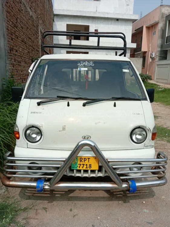 Hyundai H-100 2002 for Sale in Peshawar Image-1