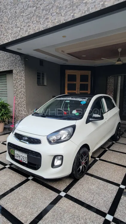 KIA Picanto 2023 for Sale in Lahore Image-1